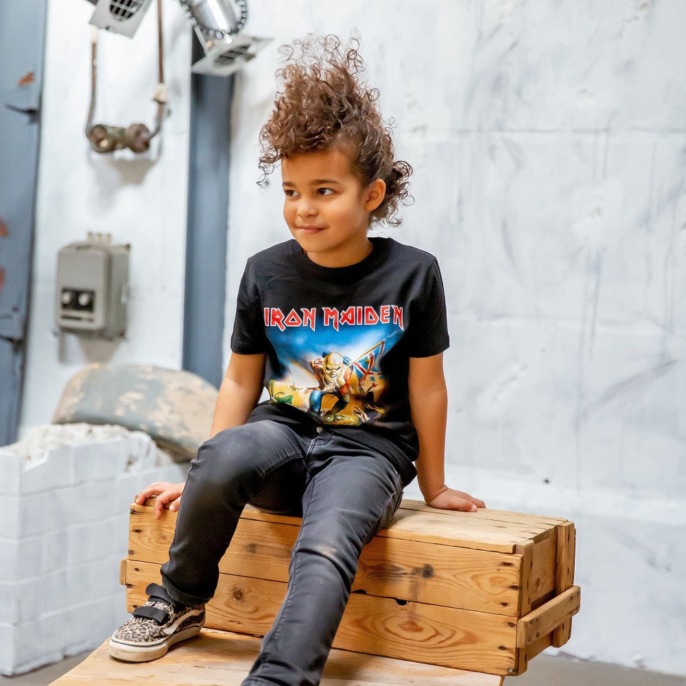 Iron Maiden T-shirt voor kinderen Trooper fotoshoot